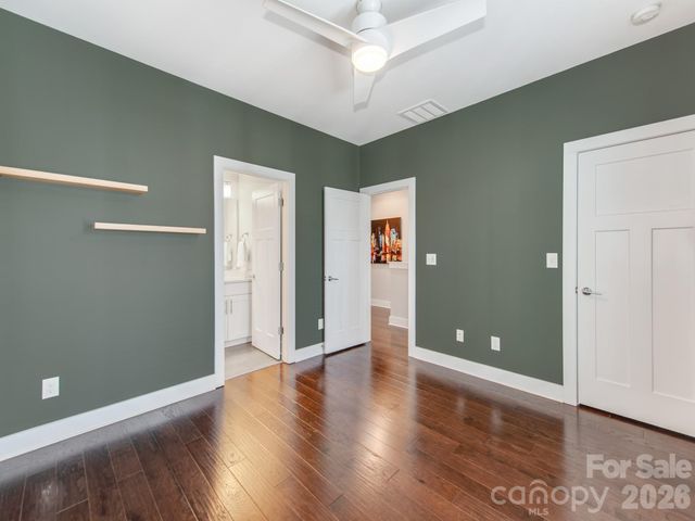 436 Southend Crossing Lane, Charlotte, NC 28203