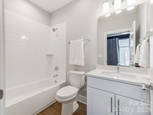 436 Southend Crossing Lane, Charlotte, NC 28203