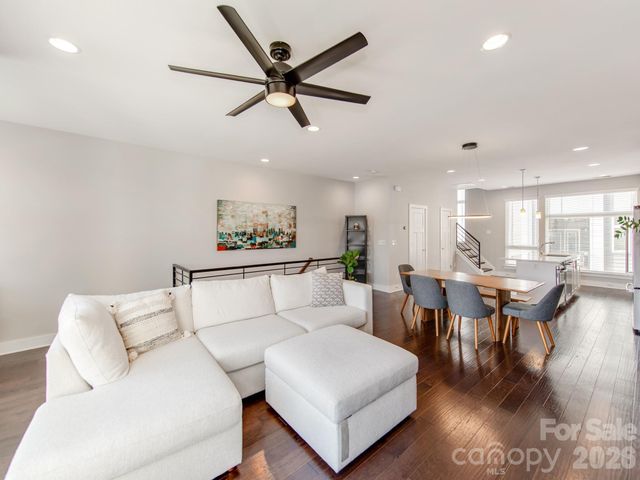 436 Southend Crossing Lane, Charlotte, NC 28203