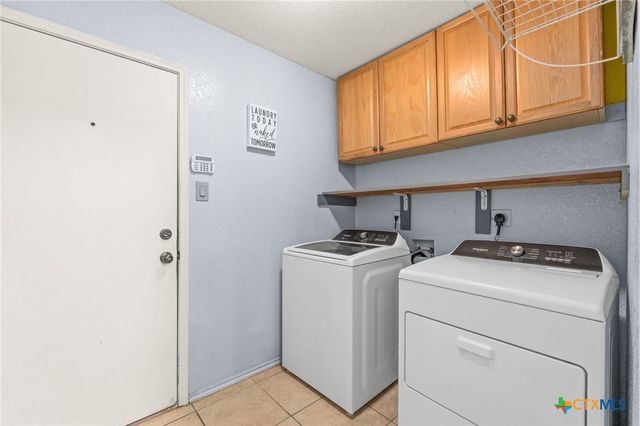 1009 E Ave S, Belton, TX 76513