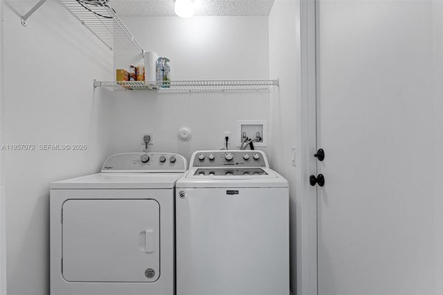 332 Bridgeton Rd, Weston, FL 33326