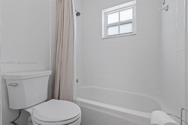 332 Bridgeton Rd, Weston, FL 33326