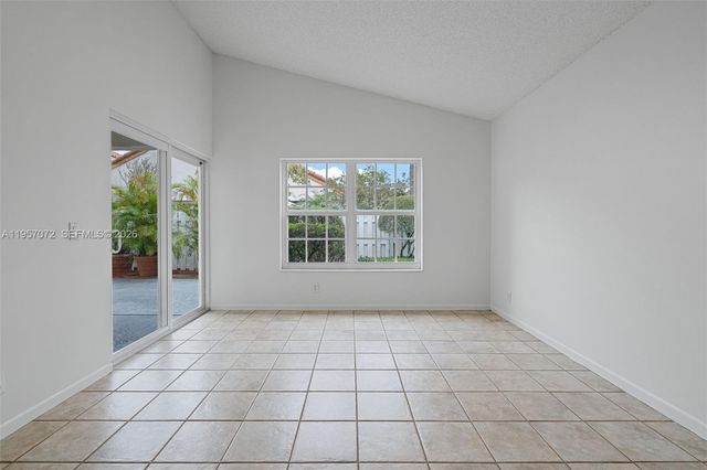 332 Bridgeton Rd, Weston, FL 33326