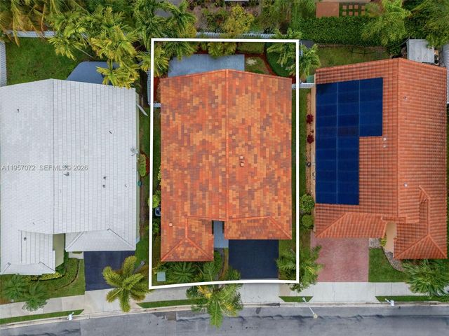 332 Bridgeton Rd, Weston, FL 33326