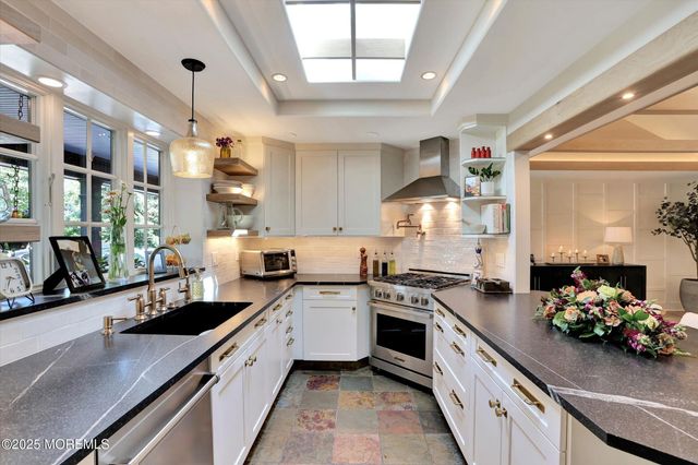 651 Oceanview Road, Brielle, NJ 08730