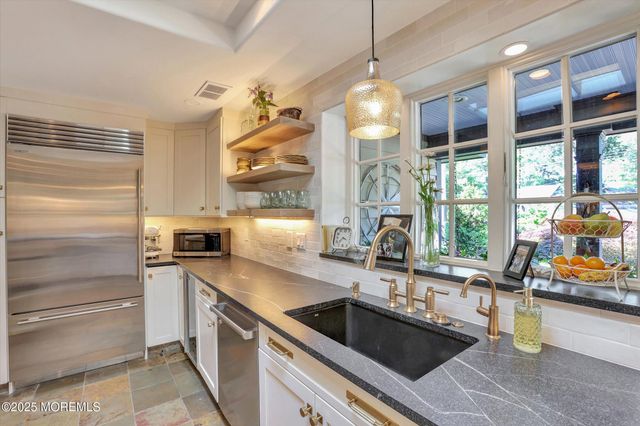 651 Oceanview Road, Brielle, NJ 08730