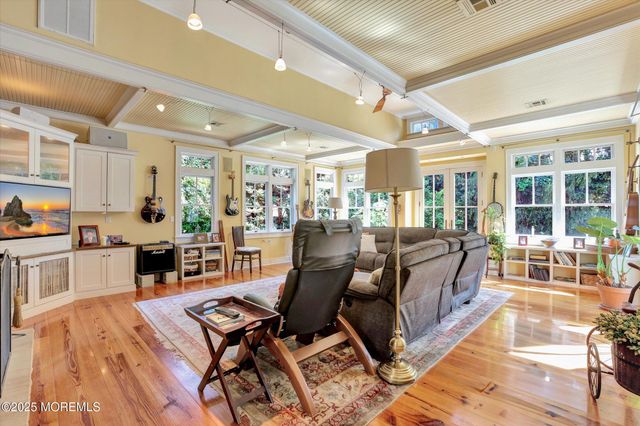 651 Oceanview Road, Brielle, NJ 08730