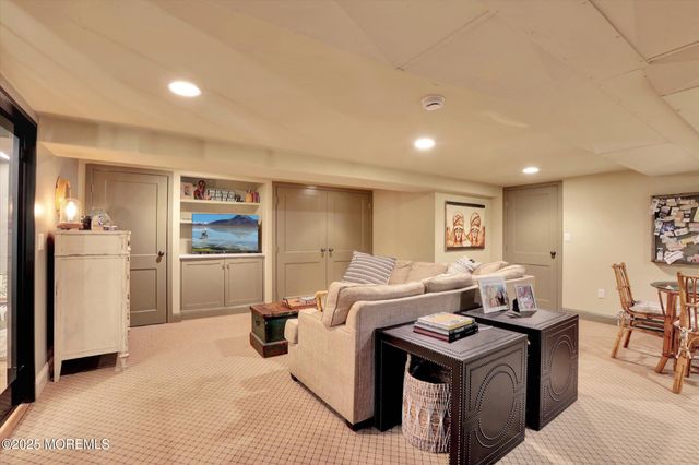 651 Oceanview Road, Brielle, NJ 08730