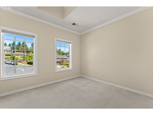 3330 QUAIL RIDGE Ct, West Linn, OR 97068