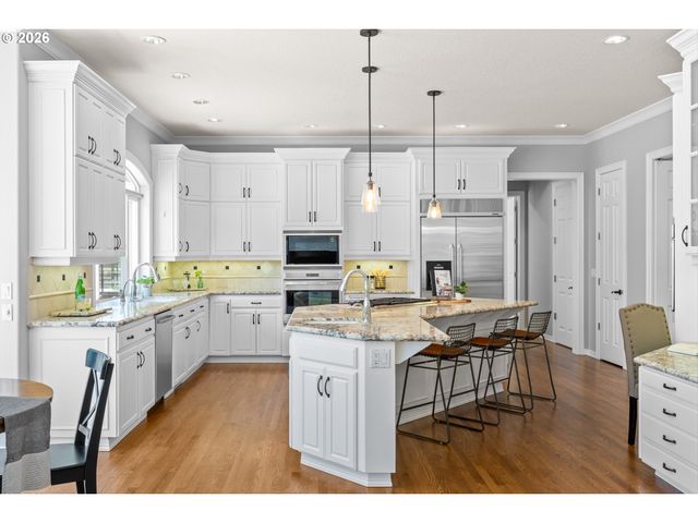 3330 QUAIL RIDGE Ct, West Linn, OR 97068