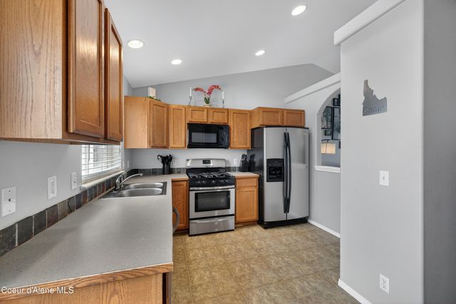 2734 E Redondo CIR, Post Falls, ID 83854