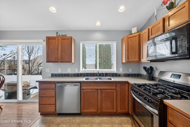 2734 E Redondo CIR, Post Falls, ID 83854