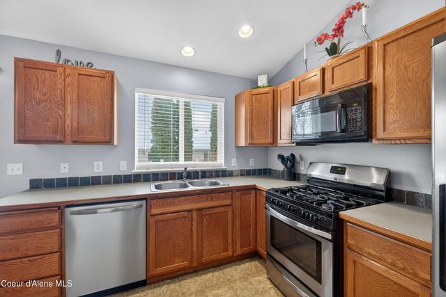 2734 E Redondo CIR, Post Falls, ID 83854