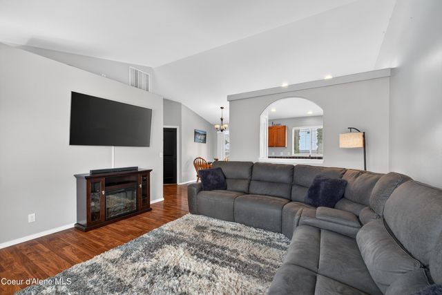 2734 E Redondo CIR, Post Falls, ID 83854