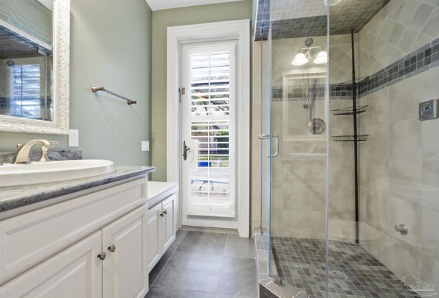 3107 Cobblestone Dr, Pace, FL 32571