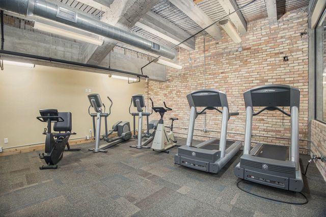 525 Superior Street 202, South Haven City, MI 49090