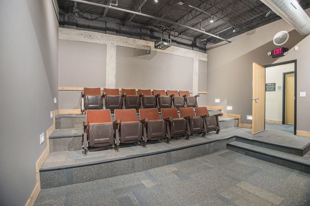 525 Superior Street 202, South Haven City, MI 49090