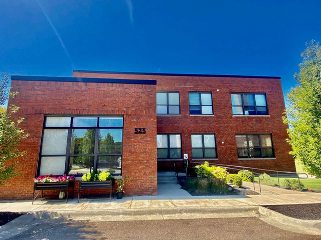 525 Superior Street 202, South Haven City, MI 49090