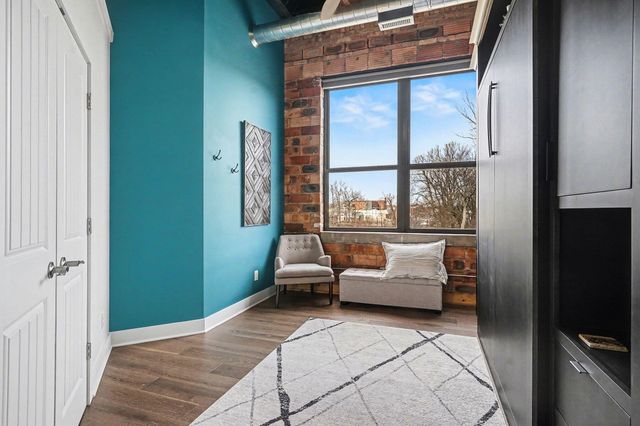 525 Superior Street 202, South Haven City, MI 49090