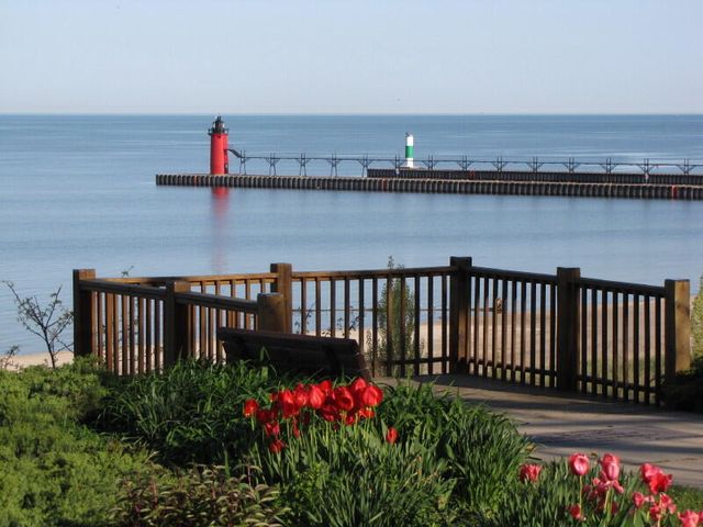 525 Superior Street 202, South Haven City, MI 49090