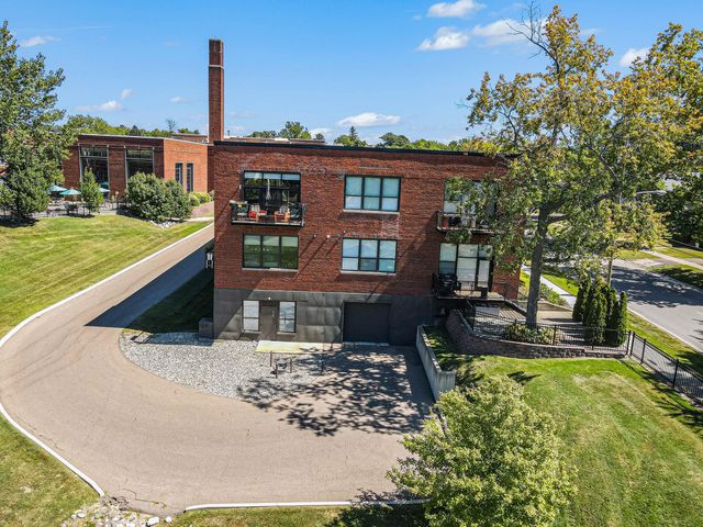 525 Superior Street 202, South Haven City, MI 49090