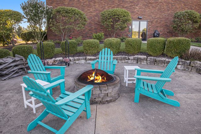 525 Superior Street 202, South Haven City, MI 49090