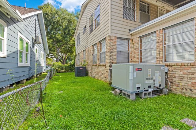 510 E Main Street, Humble, TX 77338