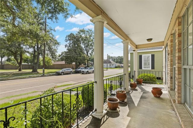 510 E Main Street, Humble, TX 77338