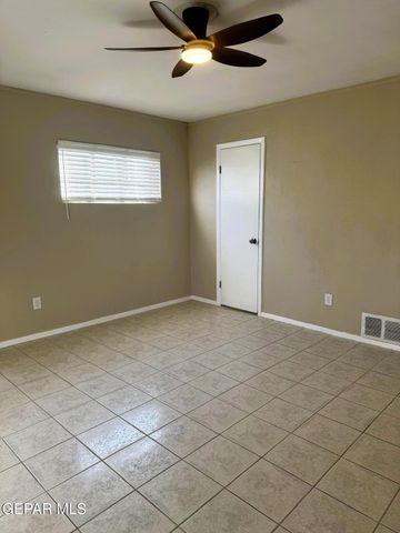 1515 Dennis Circle, El Paso, TX 79925
