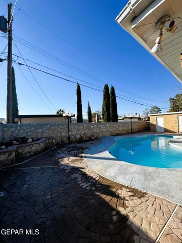 1515 Dennis Circle, El Paso, TX 79925