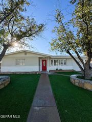 1515 Dennis Circle, El Paso, TX 79925