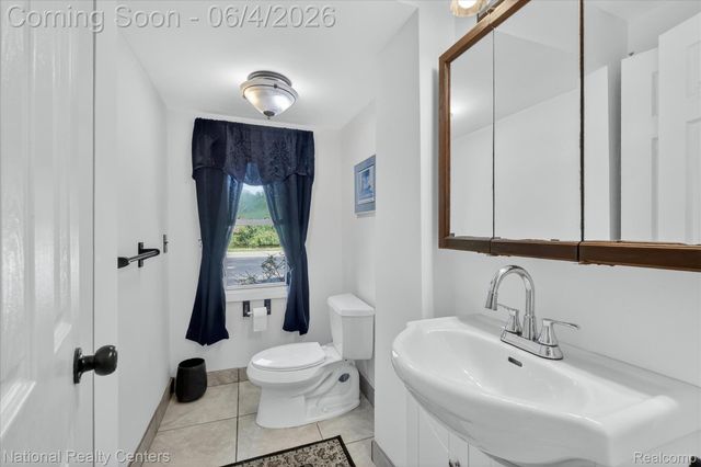 3946 Lakeshore Drive, Frenchtown Township, MI 48166