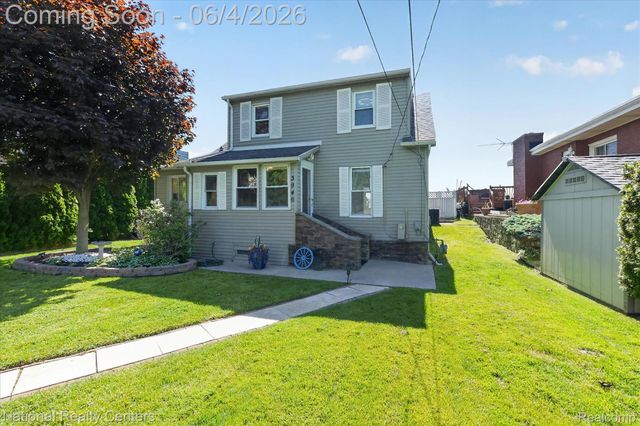 3946 Lakeshore Drive, Frenchtown Township, MI 48166
