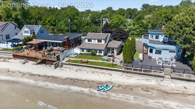 3946 Lakeshore Drive, Frenchtown Township, MI 48166