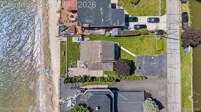 3946 Lakeshore Drive, Frenchtown Township, MI 48166