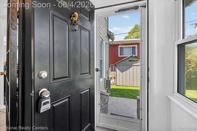 3946 Lakeshore Drive, Frenchtown Township, MI 48166