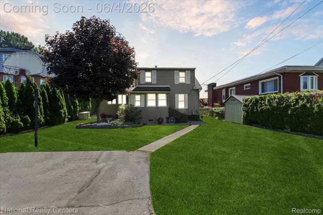 3946 Lakeshore Drive, Frenchtown Township, MI 48166