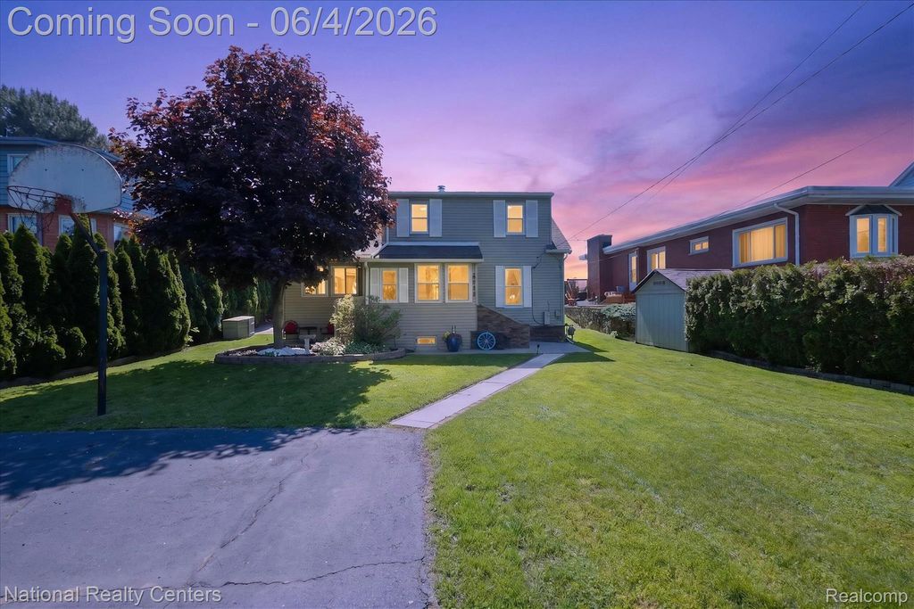 3946 Lakeshore Drive, Frenchtown Township, MI 48166