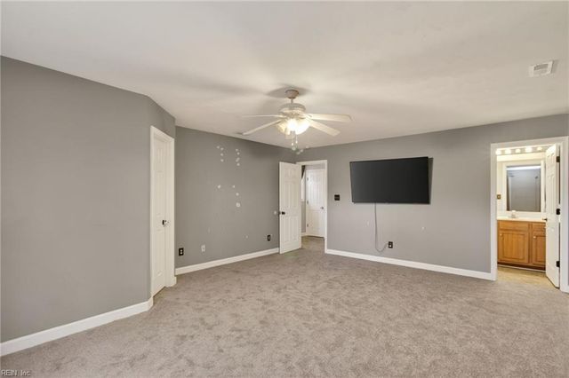 2113 Sparrow RD, Chesapeake, VA 23320