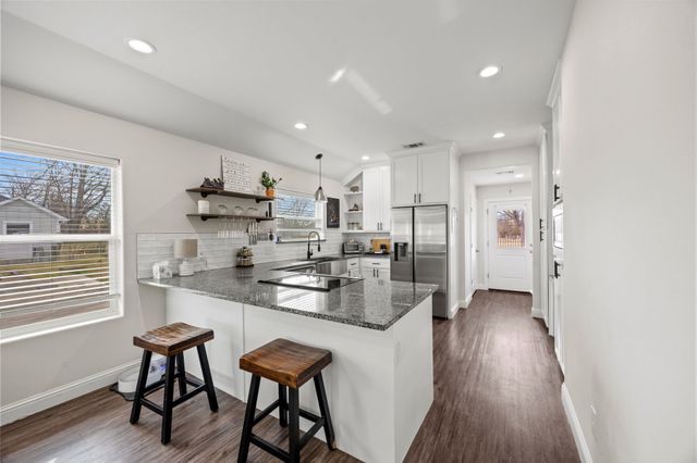 800 N Broughton Street, Sherman, TX 75090