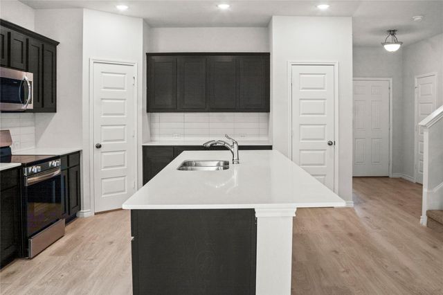 406 Saddle Lane, Denton, TX 76205