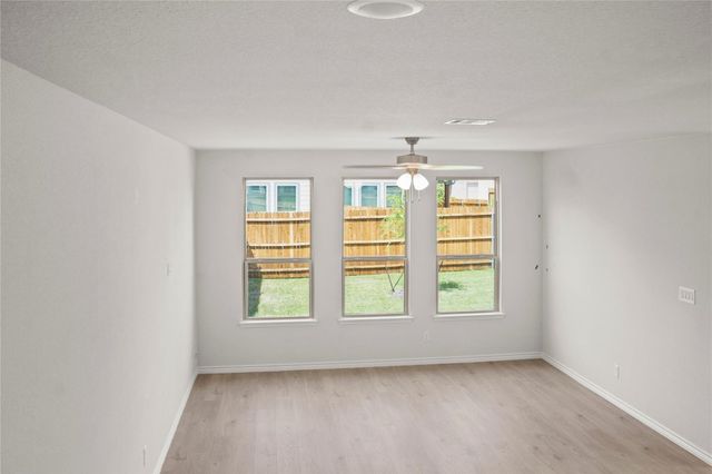 406 Saddle Lane, Denton, TX 76205