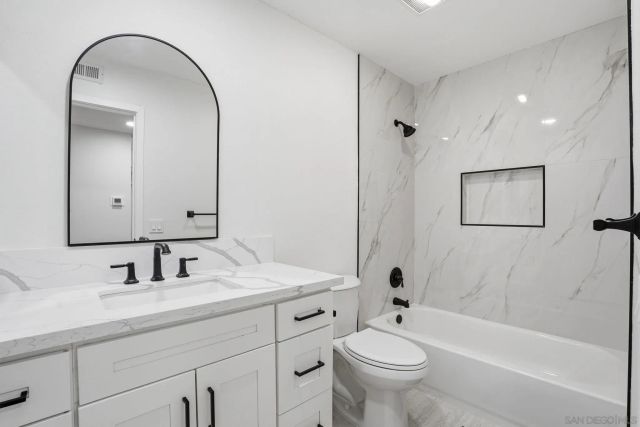 6864 Hyde Park Drive C, San Diego, CA 92119