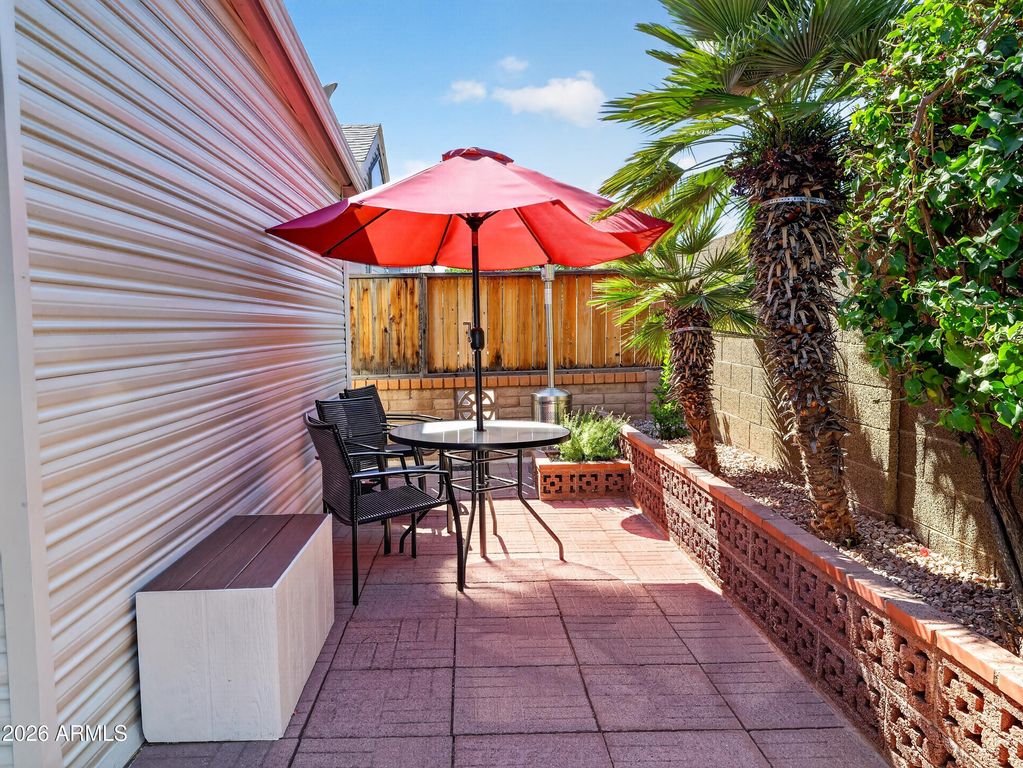Image 24 of property listing at 111 S GREENFIELD Road 631, Mesa, AZ 85206