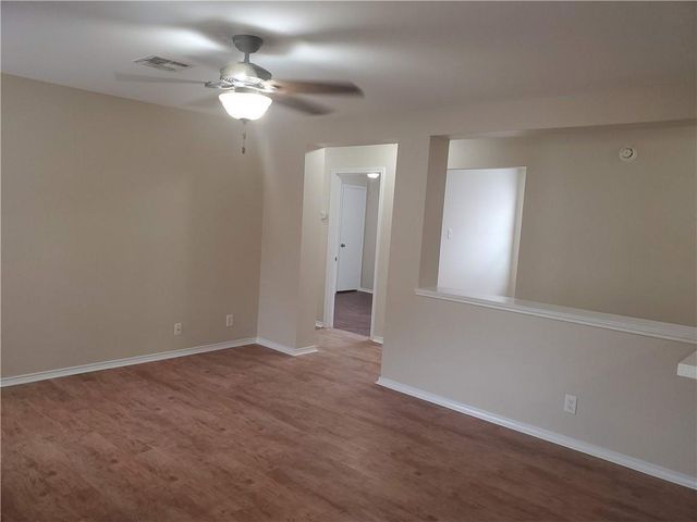 551 New Country RD, Kyle, TX 78640