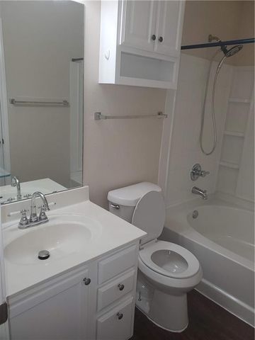 551 New Country RD, Kyle, TX 78640