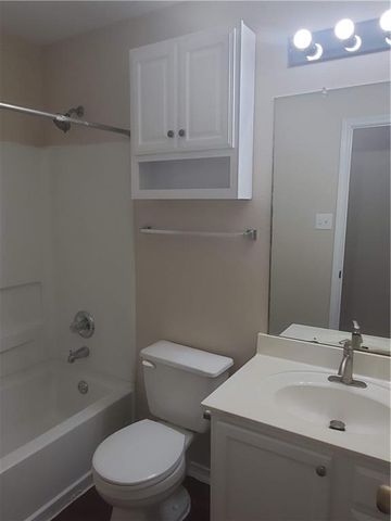 551 New Country RD, Kyle, TX 78640