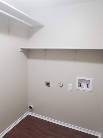 551 New Country RD, Kyle, TX 78640