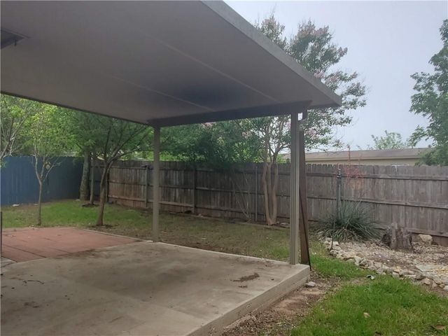 551 New Country RD, Kyle, TX 78640