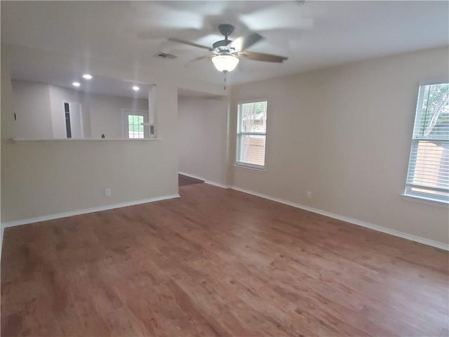 551 New Country RD, Kyle, TX 78640